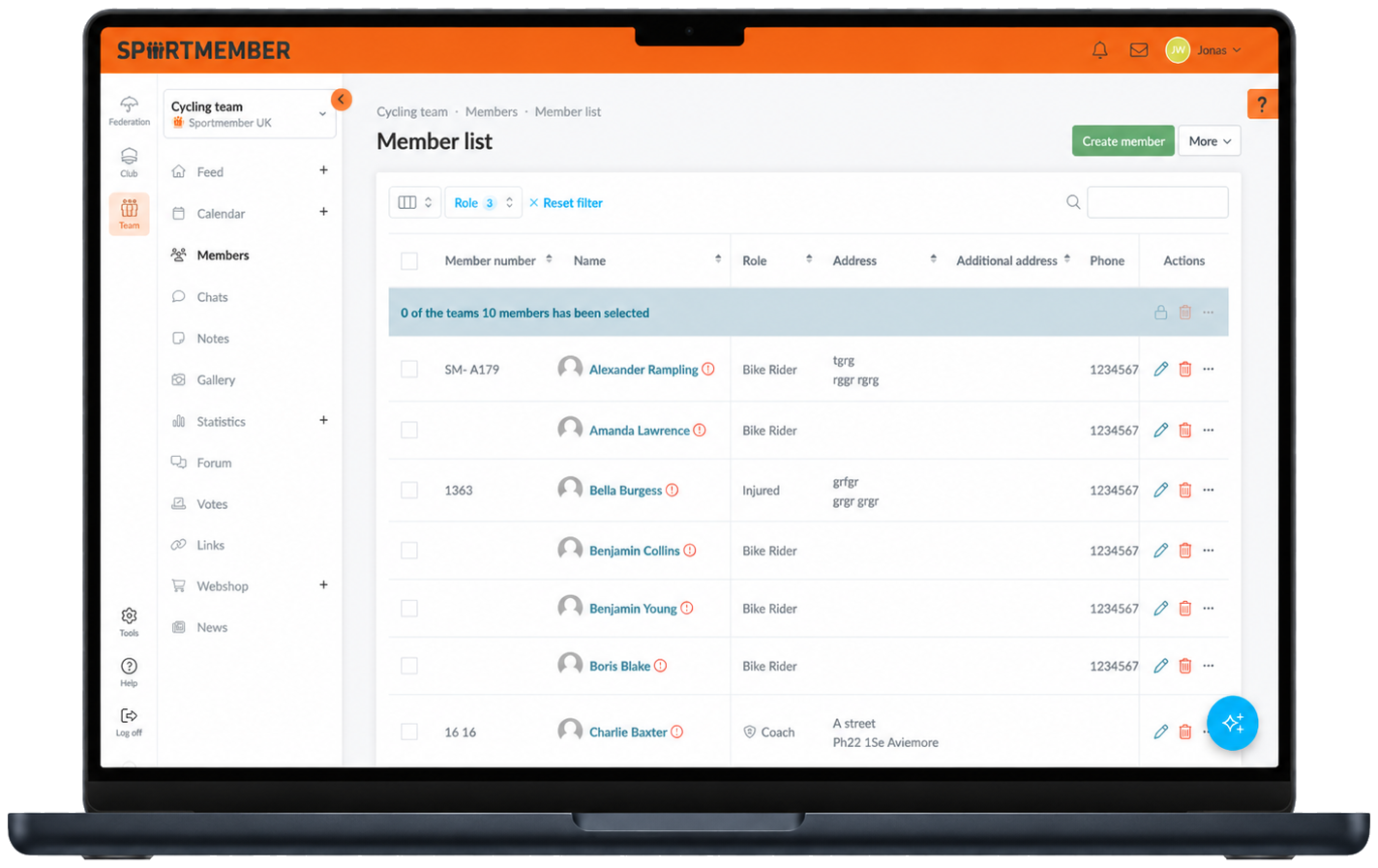 The member list for a team in the SportMember web admin, with member number, name, role, address and phone on every row